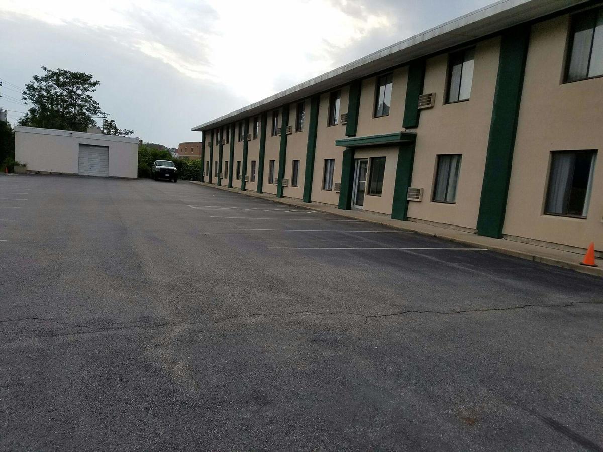 Woonsocket Motor Inn Eksteriør bilde